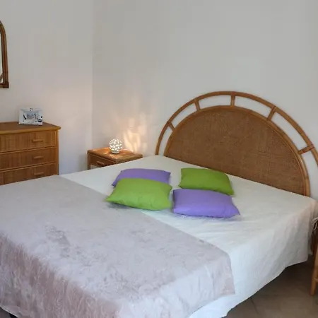 Matilde Holiday In 6 Guests Appartement