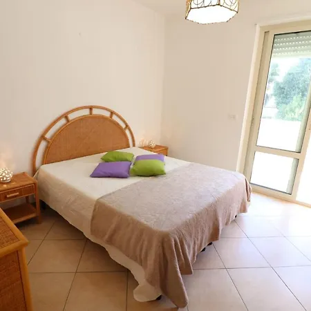 Matilde Holiday In 6 Guests Appartement *