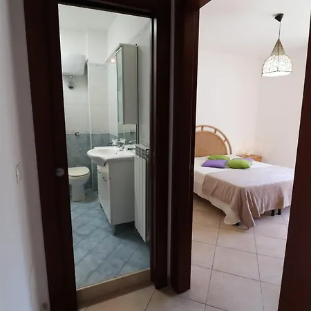 Matilde Holiday In 6 Guests Appartement *